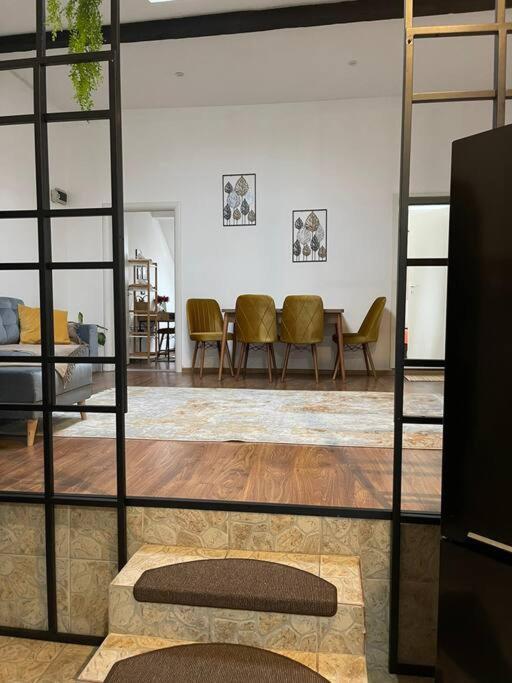 Apartament La Casa Timişoara Buitenkant foto